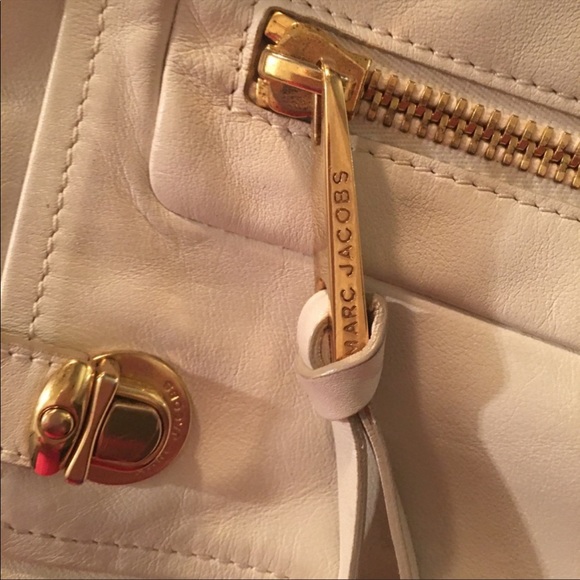 Luxury Authentic MARC JACOBS PURSE /Stam Bag🦋🔹FIRM🔹 - Picture 6 of 8